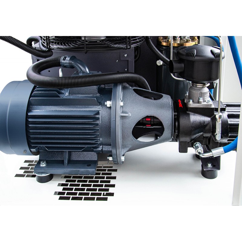 Screw Air Compressor CORMAK LUFT700 10bar 5.5kW 650L/min | CORMAK