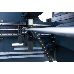 Hydraulic Press Brake CORMAK ULTIMATE 130x3100 Cybelec 4+1 Axis Servo | CORMAK