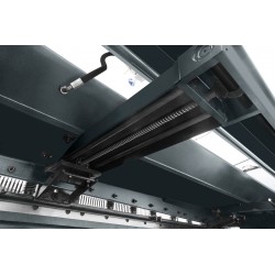 Hydraulic Guillotine Shears CORMAK SHARK 4x2500 NC | Industrial Metal Cutting | CORMAK