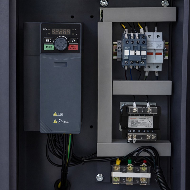 Screw Compressor CORMAK LUFT 1000 VSD+PM 10bar 7.5kW 950L/min | CORMAK
