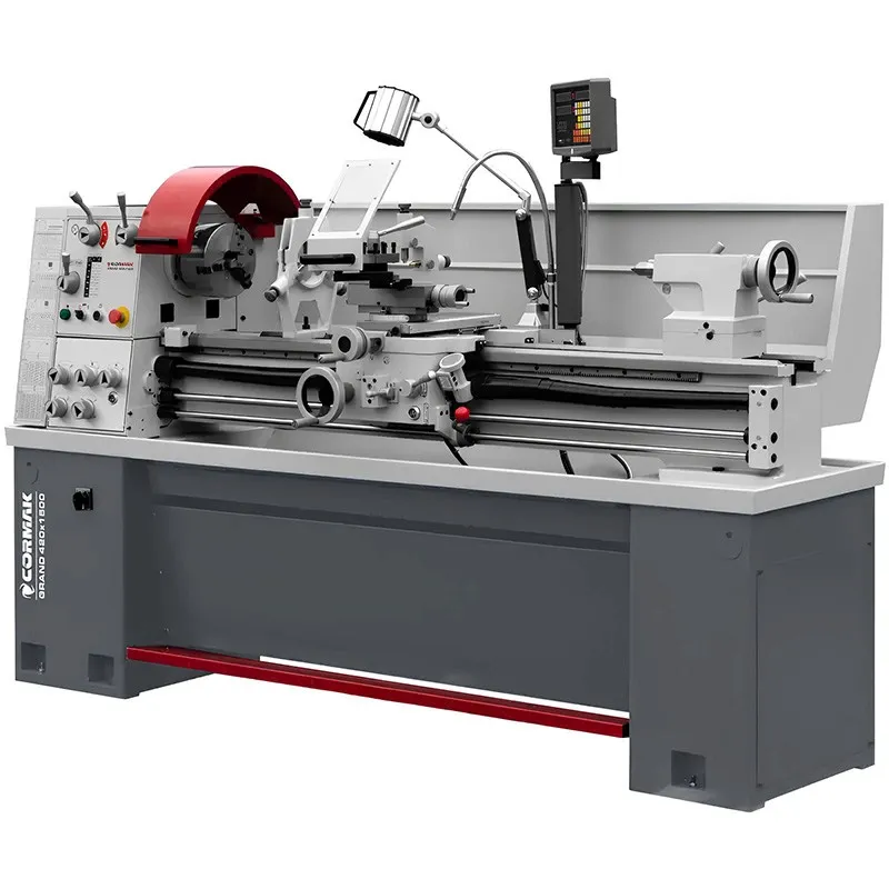 Conventionele universele draaibank CORMAK GRAND 420x1500 + snijmessen + draai-spil
