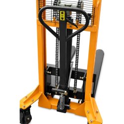 Hydraulic Manual Pallet Stacker CORMAK WRHS2016 2000kg 1600mm | CORMAK